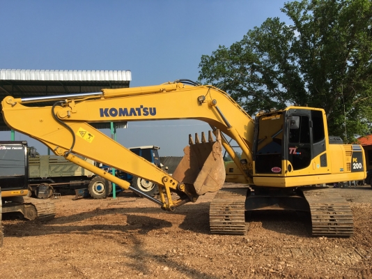 ขายด่วน!! Komatsu PC200-8 สภาพสวยค่ะ