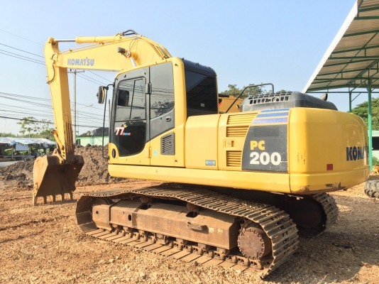 ขายด่วน!! Komatsu PC200-8 สภาพสวยค่ะ