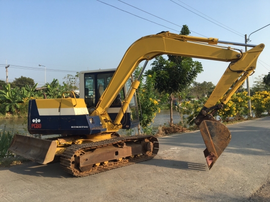 ขายด่วน!! Komatsu PC60-6 รถนำเข้าค่ะ