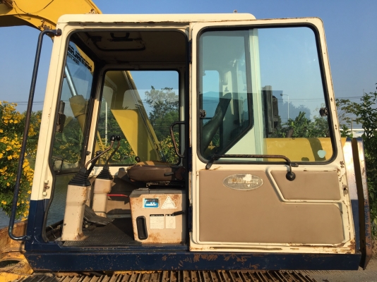 ขายด่วน!! Komatsu PC60-6 รถนำเข้าค่ะ