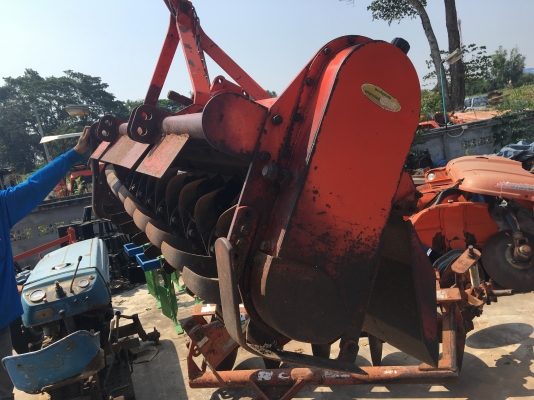 โรตารี่ตราช้าง 1.8 เมตรงามๆสีสันเดิมโรงงาน สภาพสมบูรณ์มาก ยอยครบ โรตารี่ตราช้าง 1.8 เมตรงามๆสีสันเดิมโรงงาน สภาพสมบูรณ์มาก ยอยครบ