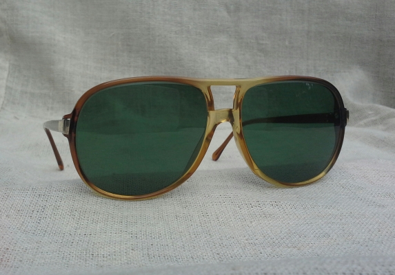 แว่นตาสแปนิชแฮนด์เมด ยุค &#039;60s เก่าเก็บ ! เฟรมอะซีเทต &#039;สีทองอำพันโปร่งแสง&#039; งดงามที่สุด