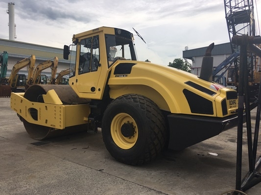 19ตัน BOMAG : BW219D-4 ปี2007  0988585524 สามภพครับ