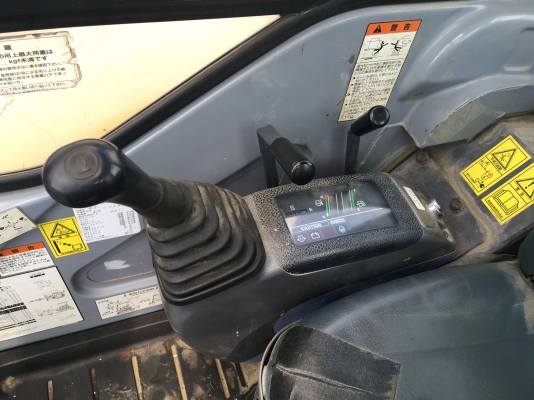 KOMATSU : PC30MR-1#13XXX ปี2000 3900ชม. นำเข้าตรงจากญี่ปุ่นครับ