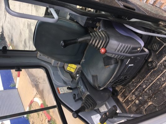 KOMATSU : PC30MR-1#13XXX ปี2000 3900ชม. นำเข้าตรงจากญี่ปุ่นครับ