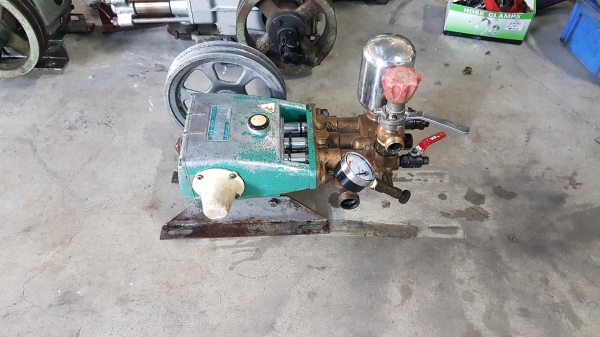 ปั้มอัดฉีดแรงดันสูง ok ขนาด1.0นิ้ว  สภาพสวย เช็คสภาพ เปลี่ยนซีล ถ่ายน้ำมันเครื่อง รับประกันความแรง นำเข้าจากญี่ปุ่น พร้อมใช้งาน