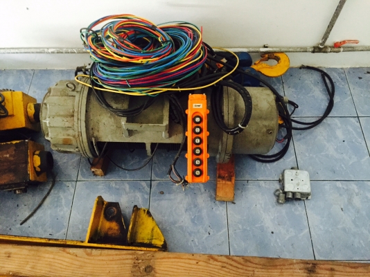 เครนยกของขนาด3ตัน