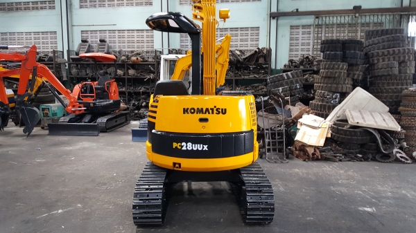 ขาย รถขุด KOMATSU รุ่น PC28UU-2E- มือสองญี่ปุ่น แทรกเหล็ก สลัก บูทเอวแน่น 100\% สวยพร้อมใช้งาน มือถือ 0818753444