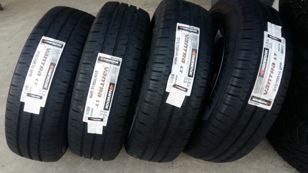 ขายล้อแม็ก hyundai h1 16" พร้อมยางใหม่ปี17สนใจติดต่อร้าน ก.เจริญการยางครับ 081-3747940