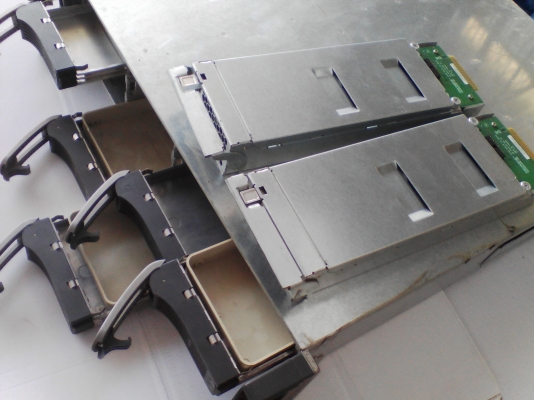 Rack PROMISE VTrack M310P 2U พร้อมอุปกรณ์ Rack PROMISE VTrack M310P 2U พร้อมอุปกรณ์