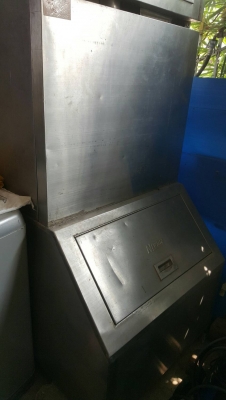 ขายเครื่องทำน้ำแข็ง พร้อมเครื่องกรองน้ำ