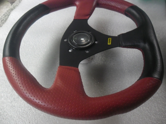 พวงมาลัยแต่ง