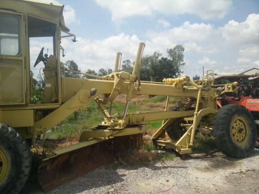 ขายรถเกลี่ยดิน KOMATSU GD623A-1 ราคาโปรโมชั่นใหม่ถูกมากๆ สนใจติดต่อมาด่วนเลยครับ