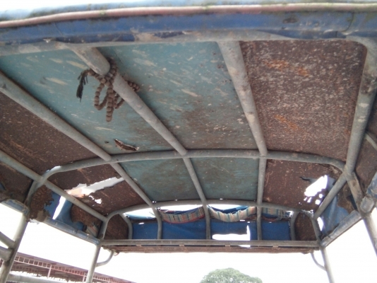 รถไถ FORD รุ่น 5000 มีอุปกรณ์ใบมีดดันหน้า