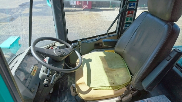 Komatsu WA150-3E ปี 2003 ล็อตสุดท้ายของรุ่น 3 สภาพสวย ๆ จากญี่ปุ่น Komatsu WA150-3E ปี 2003 ล็อตสุดท้ายของรุ่น 3 สภาพสวย ๆ จากญี่ปุ่น