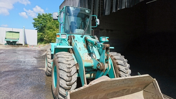 Komatsu WA150-3E ปี 2003 ล็อตสุดท้ายของรุ่น 3 สภาพสวย ๆ จากญี่ปุ่น Komatsu WA150-3E ปี 2003 ล็อตสุดท้ายของรุ่น 3 สภาพสวย ๆ จากญี่ปุ่น