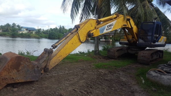 ขาย KOBELCO SK-200 m-3 ยุตานิ สภาพเก่านอก พร้อมใช้งาน