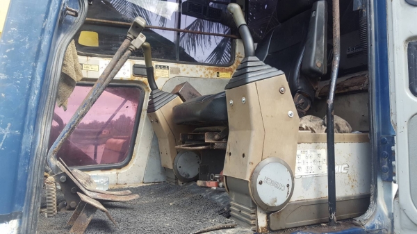 ขาย KOBELCO SK-200 m-3 ยุตานิ สภาพเก่านอก พร้อมใช้งาน