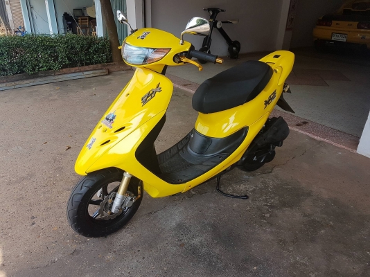 ขายครับ HONDA DIO ZX35 เก็บงานใหม่ทั้งคัน แต่งล้นๆ สตาร์ท 2ระบบ ราคา 31900 บาท ส่งได้ทั่วไทยคับ รายก