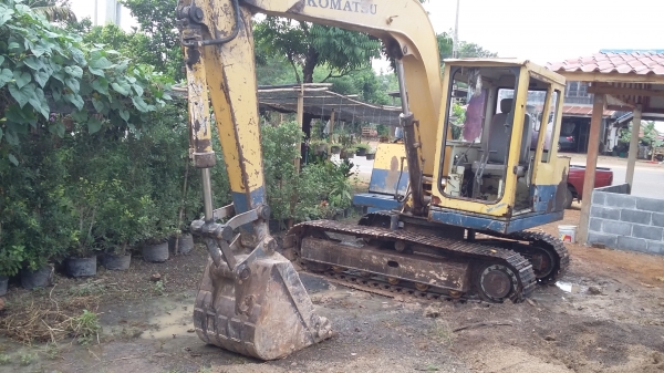 ขายรถแม็กโค / โคมัสสุ PC60-3 เครื่องโคมัสสุ ปั้มเฟือง ขายรถแม็กโค / โคมัสสุ PC60-3 เครื่องโคมัสสุ ปั้มเฟือง