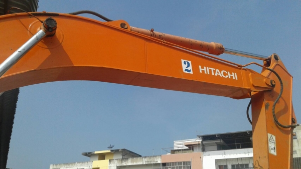 HITASHI 200ZS -1 ใช้งาน 8000ช.ม เอกสารเล่มทะเบียน HITASHI 200ZS -1 ใช้งาน 8000ช.ม เอกสารเล่มทะเบียน