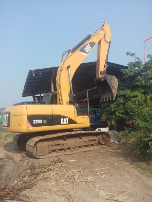 ขายดาวน์ แบ็คโฮ CAT 320 DGC 950,000 บาท  6,800 ชม.เหลือ 18 งวดๆ 76,719 บาท  สภาพสวยดูแลรักษาอย่างดี
