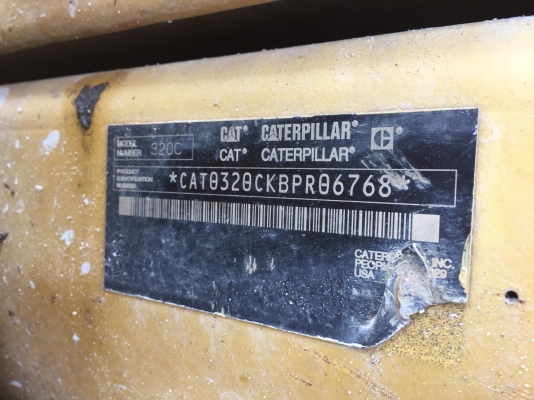 ขายด่วน. CAT. 320 C.  11500. ชั่วโมง. สภาพดีมาก เล่มพร้อม