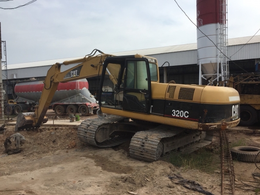 ขายด่วน. CAT. 320 C.  11500. ชั่วโมง. สภาพดีมาก เล่มพร้อม