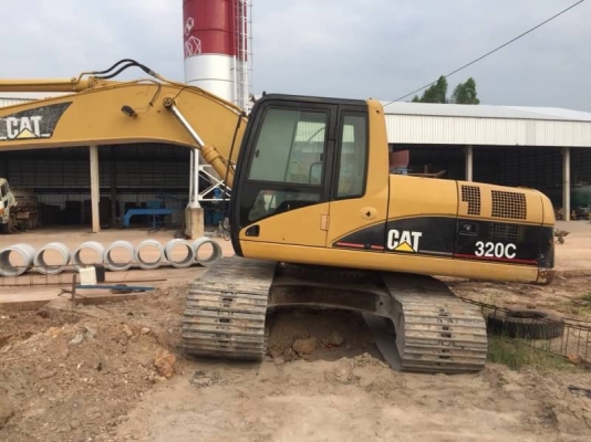ขายด่วน. CAT. 320 C.  11500. ชั่วโมง. สภาพดีมาก เล่มพร้อม