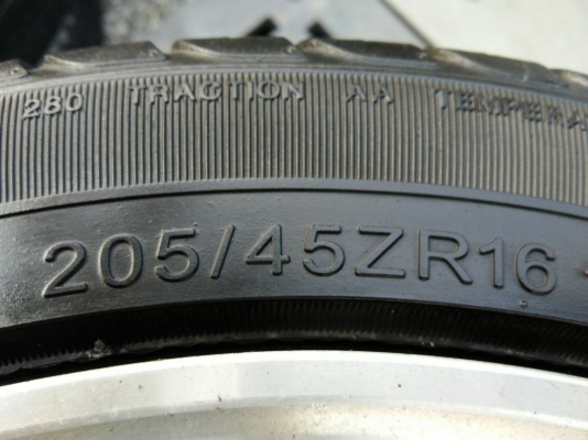ขายแม็กLENSO SAMURAI 4รู100/114 พร้อมยาง205/45R16 ทันเดอร์เลอร์ ปลายปี14 สวยๆเดิมๆ จำนวน 1 ชุด ขายแม็กLENSO SAMURAI 4รู100/114 พร้อมยาง205/45R16 ทันเดอร์เลอร์ ปลายปี14 สวยๆเดิมๆ จำนวน 1 ชุด