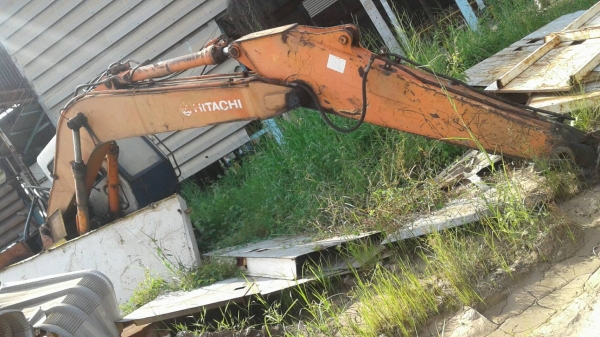 ขายแมคโคร จำนวน 5 คันล้อยาง4คันๆละ 300,000 บาท ขายแมคโคร จำนวน 5 คันล้อยาง4คันๆละ 300,000 บาท