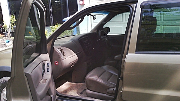 4x4อร์ด เอสเคป ปี 2004 auto lpgหัวฉีด ตู้แอร์ใหม่ คอมแอร์ใหม่ 4x4อร์ด เอสเคป ปี 2004 auto lpgหัวฉีด ตู้แอร์ใหม่ คอมแอร์ใหม่