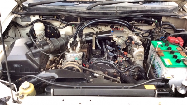 Mitsubishi TRITON เบนซิล 2.4 LPG ตู้เย็น
