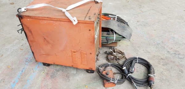 เครื่องเขื่อม co2 mig 3 สาย 200 ไฟญี่ปุ่น อุปกร๋ครบ