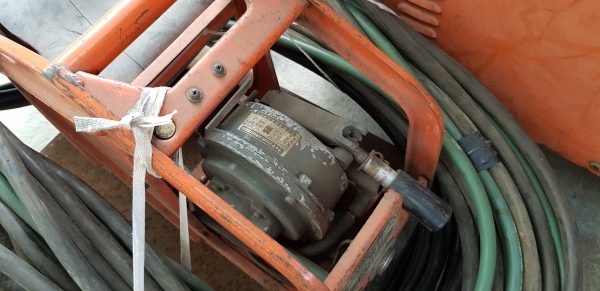 เครื่องเขื่อม co2 mig 3 สาย 200 ไฟญี่ปุ่น อุปกร๋ครบ