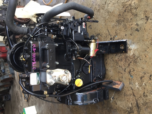 ขายเครื่องเเบคโฮ PC30 เก่าญี่ปุ่น ยี่ห้อ ยันมาร์ รุ่น 3T84 HL หรือ  ใช้ใส่เเบคโฮ KOMATSU pc30 แทน รุ่น3D84 ได้