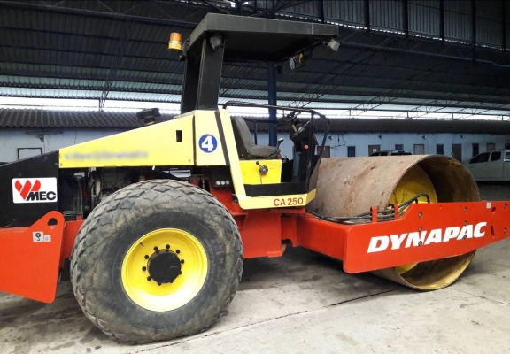 รถบด10ตัน2เพลา(มือ2ใช้งานแล้วในไทย) Dynapac CA250 รุ่นใหม่แล้วท้ายลาด ยอดนิยม เอกสารเล่มทะเบียนพร้อมโอน รถพร้อมใช้งาน รถบด10ตัน2เพลา(มือ2ใช้งานแล้วในไทย) Dynapac CA250 รุ่นใหม่แล้วท้ายลาด ยอดนิยม เอกสารเล่มทะเบียนพร้อมโอน รถพร้อมใช้งาน