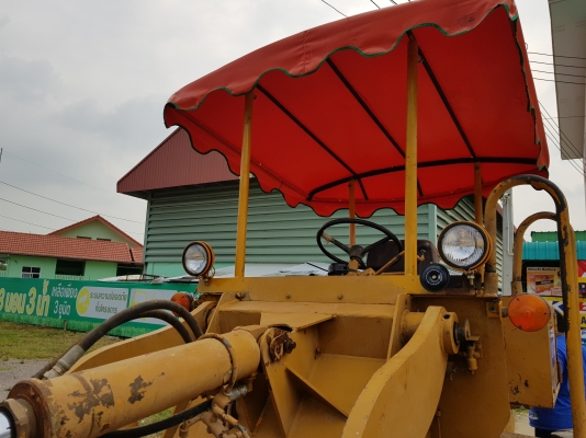 รถตักล้อยาง PAYLODER KOMATSU 3B รถตักล้อยาง PAYLODER KOMATSU 3B