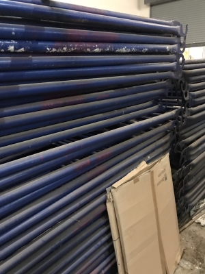 ขายด่วน นั่งร้านก่อสร้าง สภาพสวยๆ พร้อมใช้งาน ขายเหมาชุดละ 1250 มี200ชุด