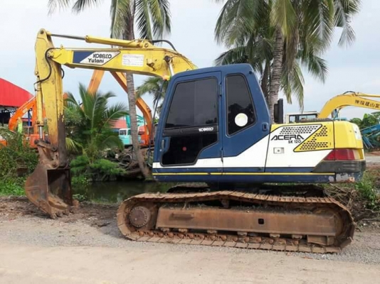 รถบ้านฝากขายจ้า  KOBEKCO SK120-1  มาร์คทรี  เก่าใน  สภาพดี  แทรค 60 ช่วงล่างแน่น  เครื่องปัีมดี   แอร์เย็น ไฟฟ้าครบ  เอกสารอินวอย  พร้อมใช้  โทร 089-7462641  สุวรรณีจ้า