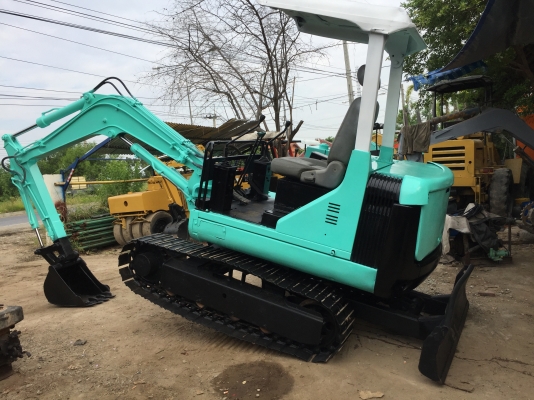 รถแบคโฮtakeuchi tb030 สภาพดี เก่าญี่ปุ่นมีใบอินวอยไม่เคยใช้ในไทย