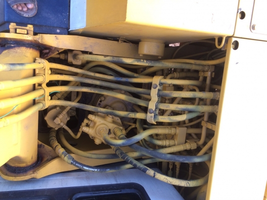 ขายด่วนรถแบคโฮ