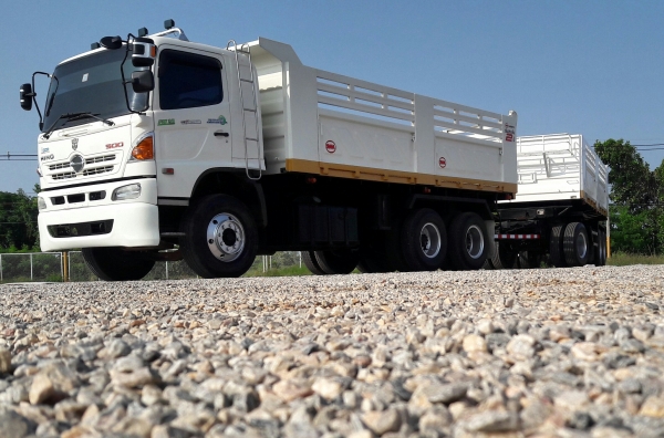 ขาย hino mega 344 ปี 57 รถสวยจัดไล้ที่ติ ครับยางเต็มหมด22 เส้นพร้อมใช้งาน