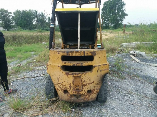 รถตักล้อยาง เครื่องดีเซส