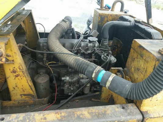 รถตักล้อยาง เครื่องดีเซส