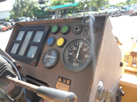 WA100-1-3xxxx ราคาถูก รถเก่าจากประเทศญี่ปุ่น ครับ มาถึงไทยแล้วครับ WA100-1-3xxxx ราคาถูก รถเก่าจากประเทศญี่ปุ่น ครับ มาถึงไทยแล้วครับ