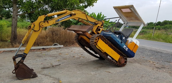 ขายด่วนรถแบคโฮKOMATSUโคมัสซูรุ่นยอดนิยมสวยๆPC15-5เครื่องโคมัสซู3D78เครื่องดีปั่มแรงรถนอกเพิ่งนำเข้ามาใหม่ยังไม่เคยใช้งานในเมืองไทยเลย