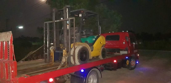 ขายด่วนรถยกKOMATSU FG20-16ยก2.0ตันเสาสูง3เมตรตัวใหม่ล่าสูดยางหน้าคู้ยางตัน6เส้นรถนอกนำเข้ายังไม่เคยใช้งานในเมืองไทยเลย