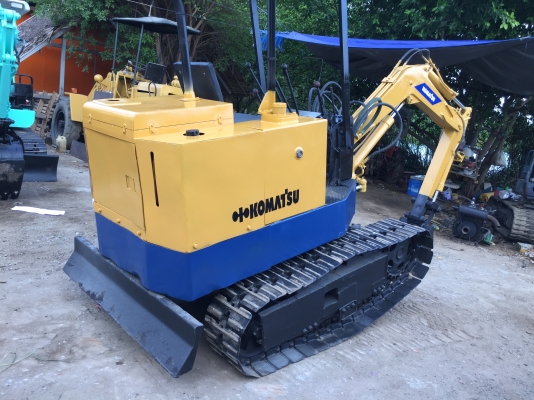 komatsu pc10-1สภาพดีเก่าญี่ปุ่น มีใบอินวอยไม่เคยใช้ในไทย komatsu pc10-1สภาพดีเก่าญี่ปุ่น มีใบอินวอยไม่เคยใช้ในไทย