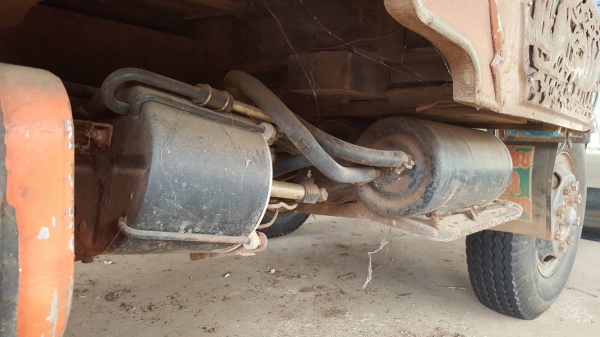 ขาย รถ 10 ล้อ หัวยาว 2 เพลา ช่วงล่างใหญ่จัมโบ้ เครื่อง EH700 168 แรงม้า คัสซีสวย มีสโลว์กลาง ยางเต็ม ทะเบียนพร้อมโอน